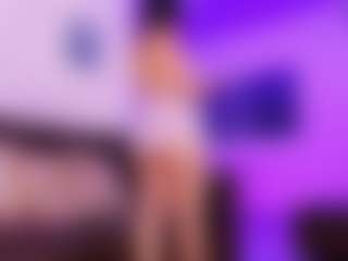 Lara Giraldo's Live Sex Cam Show