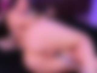 Lara Giraldo's Live Sex Cam Show