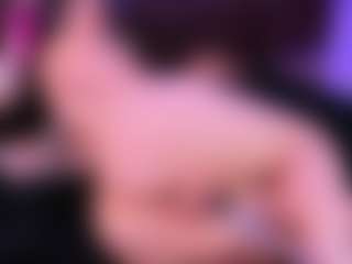 Lara Giraldo's Live Sex Cam Show