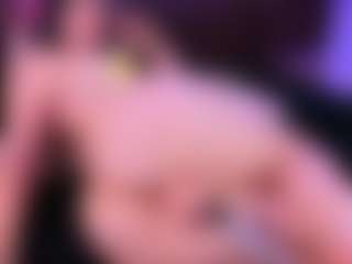 Lara Giraldo's Live Sex Cam Show