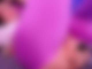 Lara Giraldo's Live Sex Cam Show