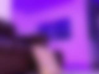 Lara Giraldo's Live Sex Cam Show