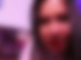 Lara Giraldo's Live Sex Cam Show