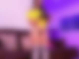 Lara Giraldo's Live Sex Cam Show