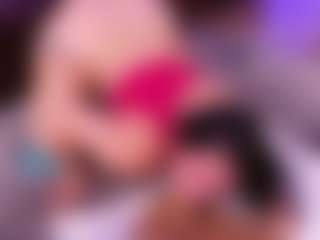 Lara Giraldo's Live Sex Cam Show