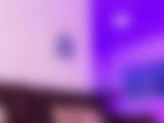 Live cam show with Lara Giraldo - Pawg on Hubzter Live