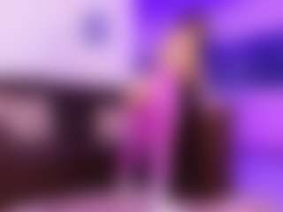 Live cam show with Lara Giraldo - Normal on Cam Slut