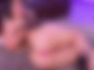 Lara Giraldo's Live Sex Cam Show