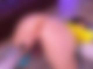 Lara Giraldo's Live Sex Cam Show