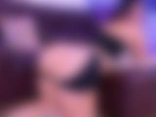 Lara Giraldo's Live Sex Cam Show