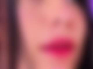 Lara Giraldo's Live Sex Cam Show