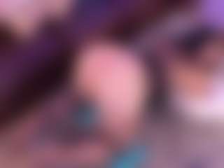 Lara Giraldo's Live Sex Cam Show