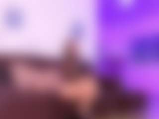 Lara Giraldo's Live Sex Cam Show