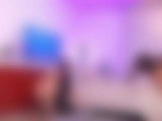 Lara Giraldo's Live Sex Cam Show