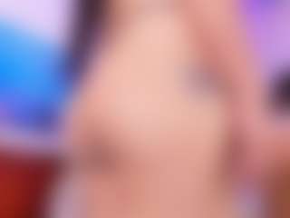 Lara Giraldo's Live Sex Cam Show