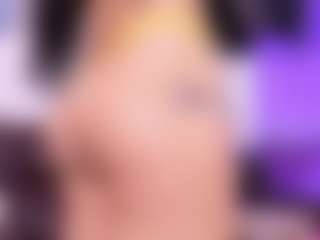 Lara Giraldo's Live Sex Cam Show