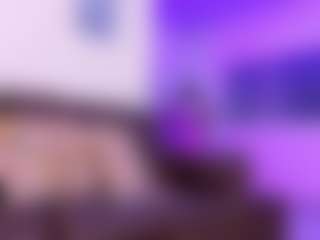 Lara Giraldo's Live Sex Cam Show