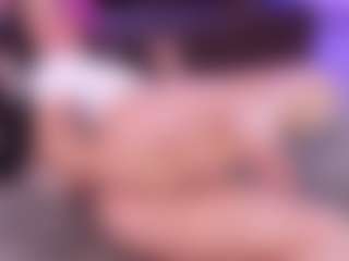 Lara Giraldo's Live Sex Cam Show