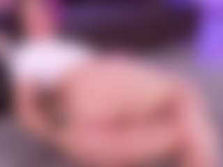 Lara Giraldo's Live Sex Cam Show
