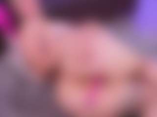 Lara Giraldo's Live Sex Cam Show