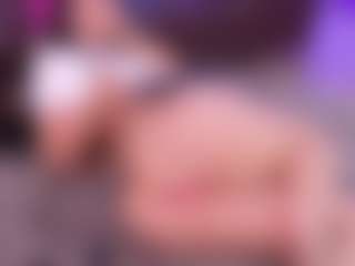 Lara Giraldo's Live Sex Cam Show