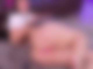 Lara Giraldo's Live Sex Cam Show