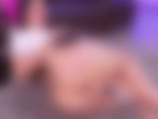 Live cam show with Lara Giraldo - Ass Bouncing on Camsoda
