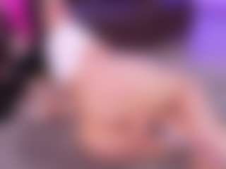 Lara Giraldo's Live Sex Cam Show