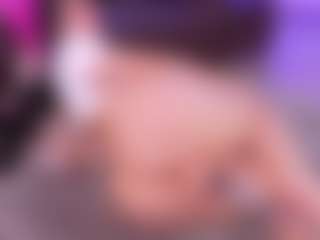 Lara Giraldo's Live Sex Cam Show