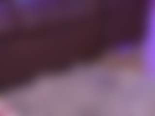 Lara Giraldo's Live Sex Cam Show