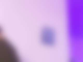 Lara Giraldo's Live Sex Cam Show