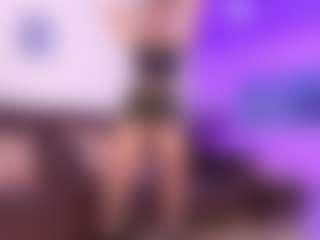 Lara Giraldo's Live Sex Cam Show