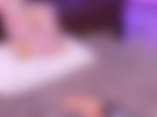 Lara Giraldo's Live Sex Cam Show