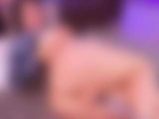 Lara Giraldo's Live Sex Cam Show