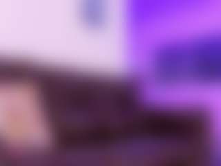 Lara Giraldo's Live Sex Cam Show