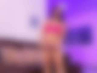 Lara Giraldo's Live Sex Cam Show