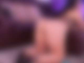Lara Giraldo's Live Sex Cam Show