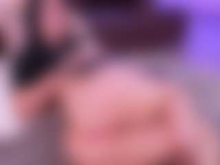 Lara Giraldo's Live Sex Cam Show