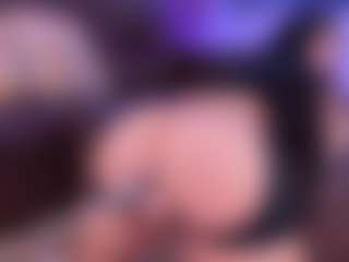 Lara Giraldo's Live Sex Cam Show