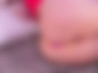 Live cam show with Lara Giraldo - BBW on livesuperchat.net