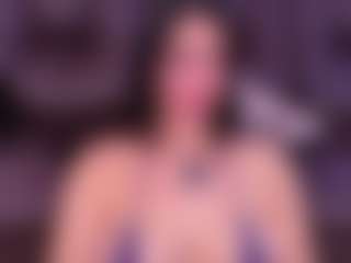 Lara Giraldo's Live Sex Cam Show