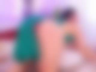 Lara Giraldo's Live Sex Cam Show