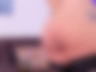 Live cam show with Lara Giraldo - Natural on Hubzter Live