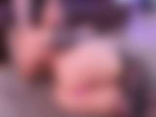 Lara Giraldo's Live Sex Cam Show