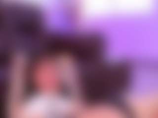 Lara Giraldo's Live Sex Cam Show