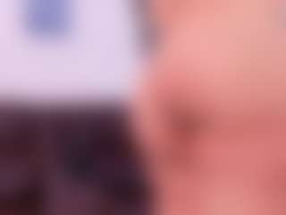 Lara Giraldo's Live Sex Cam Show