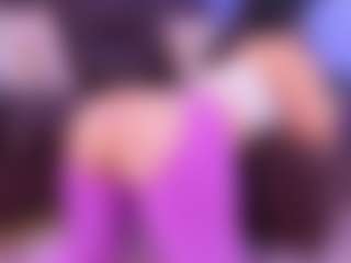 Lara Giraldo's Live Sex Cam Show