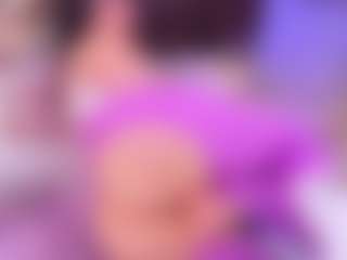 Lara Giraldo's Live Sex Cam Show