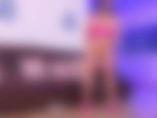 Lara Giraldo's Live Sex Cam Show