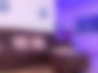Lara Giraldo's Live Sex Cam Show